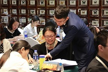 是什么魔力，让团队伙伴自发集结、同行成长？