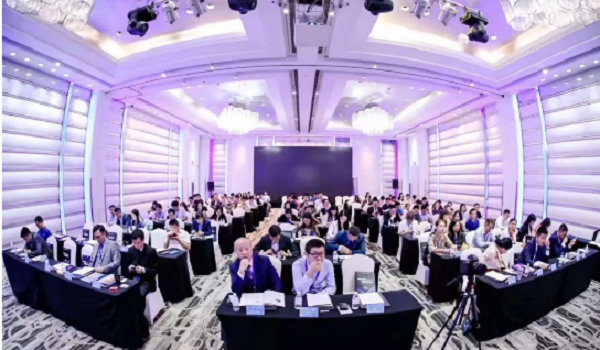 山谷家族办公室受邀出席2019全球财富金融年会并获得 “最佳私人银行家族办公室”奖