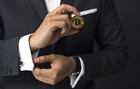 银行和资产管理公司绘制不同的加密路径